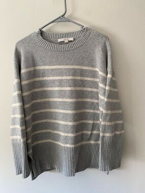 LOFT Striped Crewneck Sweater | Size L |Heather Gray & Cream | Minimalist